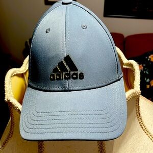 ADIDAS SPORTY GOLD GOLFERS HAT